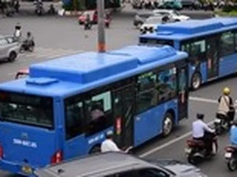 Xe buýt miễn phí: đầu tư cho tương lai