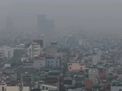 Răng bị tổn thương còn có thể do bụi mịn, ô nhiễm môi trường