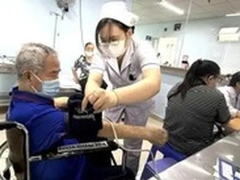 Tin tức sáng 5-4: Sáng nay, người dân TP.HCM có thể đến 58 điểm khám sức khỏe miễn phí