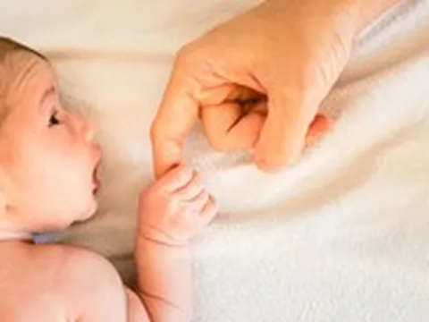 Bất ngờ: Trẻ nhẹ cân khi sinh tăng nguy cơ đột quỵ khi trưởng thành