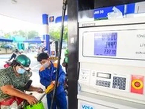 Bộ Công Thương công bố đồng loạt giảm giá xăng dầu