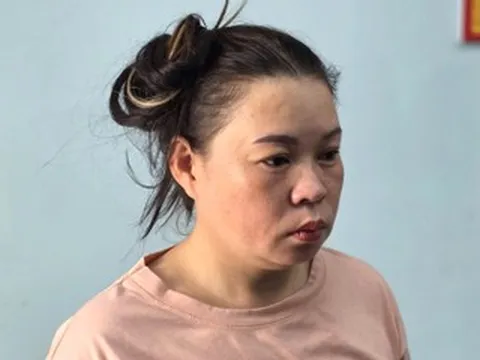 Bắt giữ người phụ nữ vượt rào chắn, hành hung 2 nhân viên đường sắt