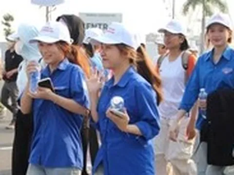 Hàng trăm người Đà Nẵng mít tinh phát động Ngày Sức khỏe toàn dân, hướng tới phòng bệnh từ sớm