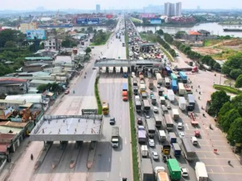 Hiện trạng 'lô cốt' bỏ hoang trên quốc lộ, án ngữ cửa ngõ TPHCM suốt nhiều năm