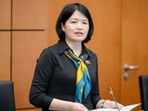 Đại biểu Quốc hội đề xuất nghiên cứu cấm hoặc hạn chế trẻ em sử dụng mạng xã hội