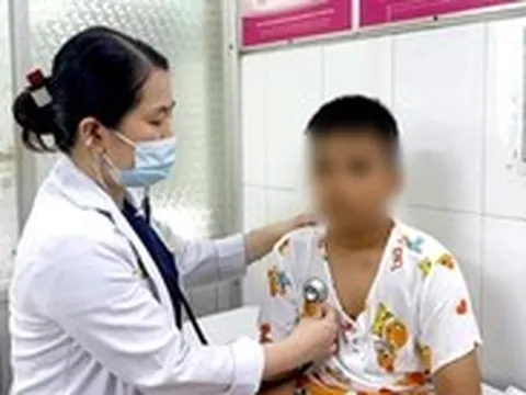 Số học sinh nghi ngộ độc thực phẩm tại Trường tiểu học Bình Quới Tây tăng lên 184 em