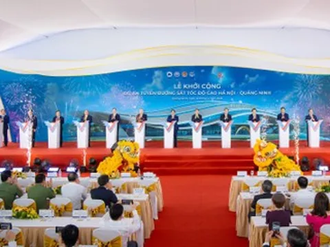 Thủ tướng bấm nút khởi công tuyến đường sắt cao tốc đầu tiên ở Việt Nam