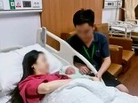 Kỳ tích 2 bé sinh đôi chào đời cách nhau 13 tuần