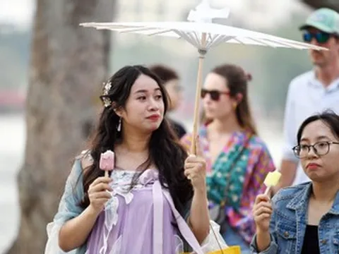 Dự báo thời tiết 18/4/2026: Miền Bắc vẫn mưa giông, Hà Nội cao nhất 29 độ