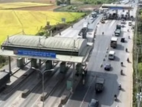 Đồng Nai bắt đầu tháo dỡ 2 trạm thu phí trên quốc lộ 51