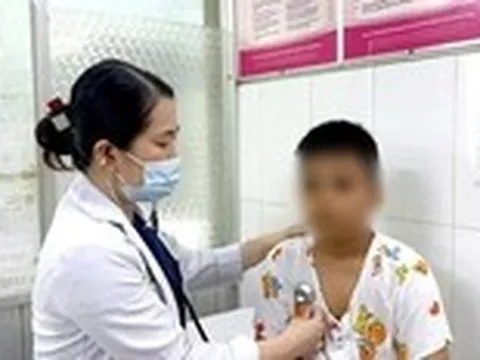 Vụ ngộ độc tại trường tiểu học: Thức ăn nhiễm chéo, bánh flan và canh bắp cải nguy cơ cao