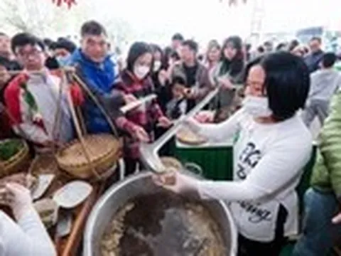 Cẩn thận 'bẫy' muối ăn trong nước phở