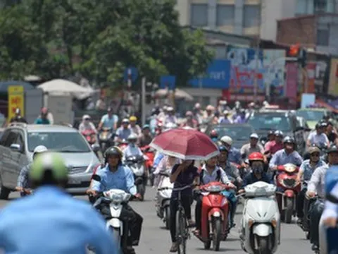 Dự báo thời tiết 21/4/2026: Trung Bộ nắng nóng mạnh, miền Bắc sắp vào đợt mưa mới