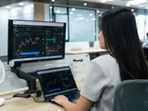 Chứng khoán 21-4: Vì sao thanh khoản thị trường thường sụt giảm trước kỳ nghỉ lễ?