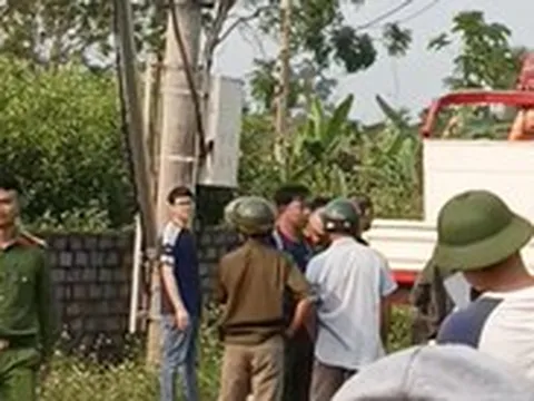 Phát hiện thi thể nam sinh lớp 8 trên cột điện