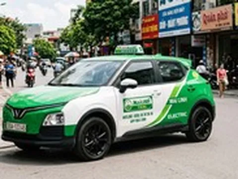 Tin tức sáng 25-4: Ngân hàng xiết nợ loạt ô tô của taxi Mai Linh