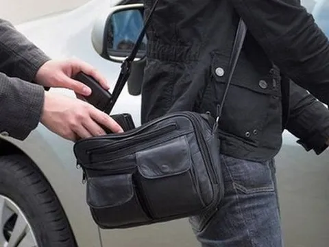 Công an truy tìm người đàn ông liên quan đến vụ trộm cắp tài sản