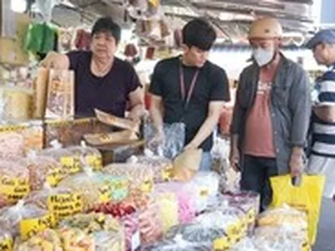 Thay đổi khung giờ tính giá điện, người dân cần chú ý gì; Một phương án tăng lương hưu từ 1-7