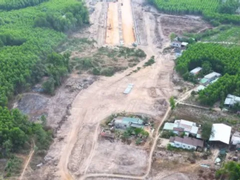 'Nút thắt' cản tiến độ tuyến đường kết nối sân bay Long Thành
