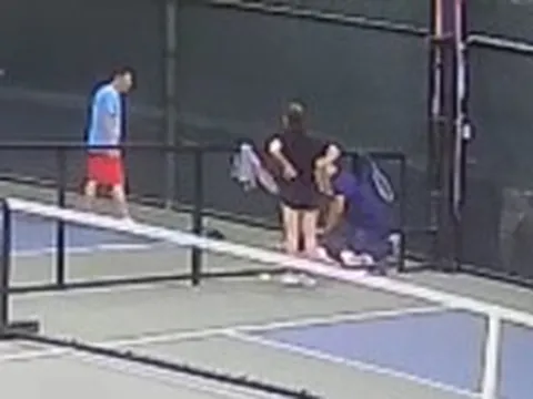 Cứu người ngưng tim khi chơi pickleball