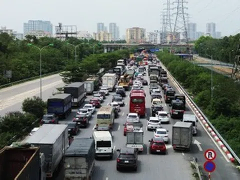 Ngày cuối kỳ nghỉ lễ Giỗ Tổ Hùng Vương: Cửa ngõ Hà Nội nơi đông đúc, chỗ vắng vẻ