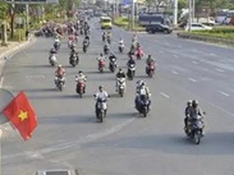 TP.HCM: Người dân trở lại sau kỳ Giỗ Tổ, cửa ngõ phía tây thông thoáng
