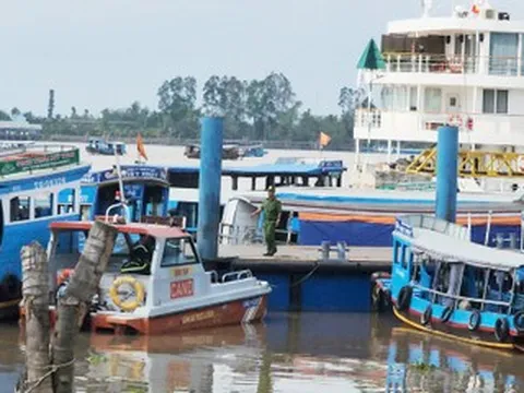 Vụ 2 người rơi sông tử vong sau tiệc sinh nhật: Thông tin về hạn đăng kiểm của tàu du lịch