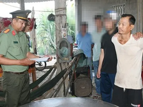 Công an Vĩnh Long bắt tạm giam đối tượng lợi dụng quyền tự do dân chủ