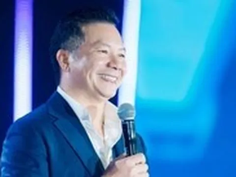 Shark Hưng nộp đơn từ chức ở Cen Land