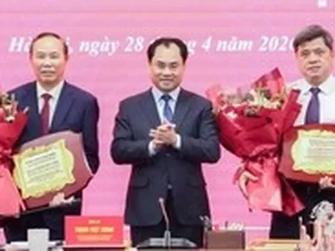 Hai thứ trưởng Bộ Nông nghiệp và Môi trường nghỉ hưu từ 1-5