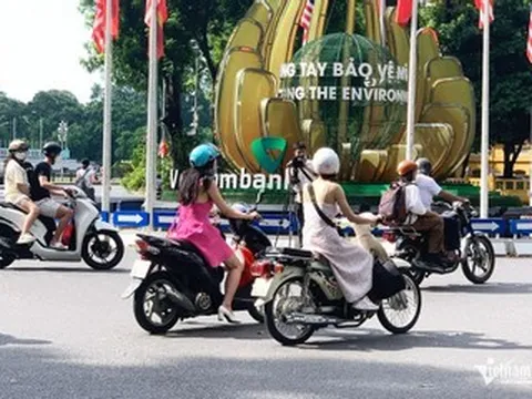 Hà Nội hỗ trợ đổi xe xăng sang xe điện trong 'vùng phát thải thấp' ra sao?