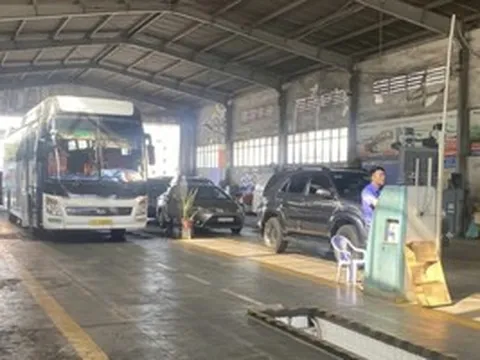Quy trình kiểm tra khí thải xe diesel theo phương pháp gia tốc tự do có gây hư hỏng xe?