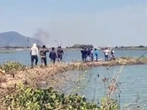 Một giám đốc người Hàn Quốc mất tích khi chèo SUP ở hồ Đá Đen