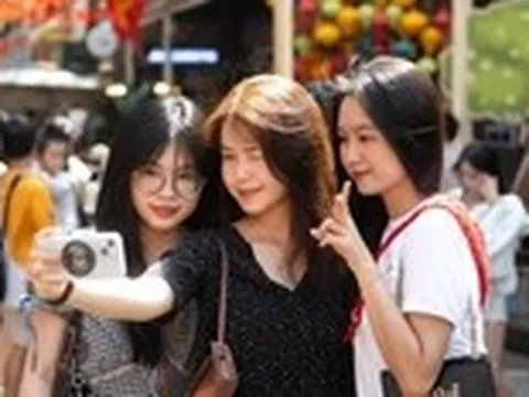 TP.HCM đón hơn 1,69 triệu khách dịp lễ, thu 8.700 tỉ đồng