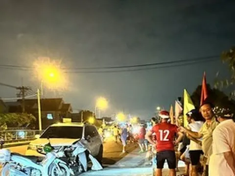 TPHCM: Tai nạn nghiêm trọng trên cầu Bình Thuận, 3 người thương vong