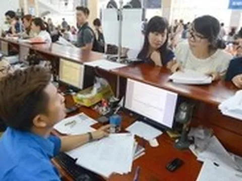 Tạm hoãn xuất cảnh nếu nợ thuế 1 triệu đồng: Mức quá thấp!