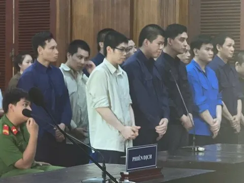 Đòi nợ kiểu "khủng bố, hàng chục nhân viên Công ty Luật Power Law lãnh án
