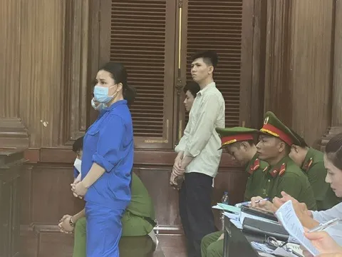 Hoài DJ tiếp tục hầu tòa vì mua bán hơn 1 tạ ma túy dạng “nước vui”