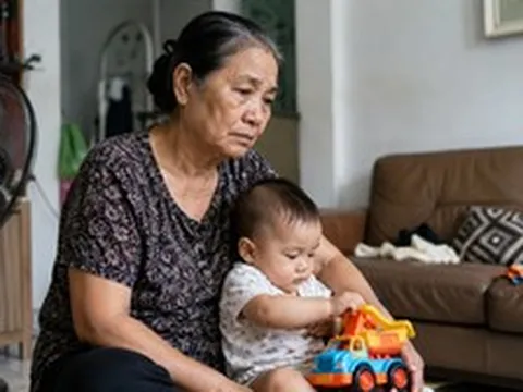 Bà ngoại than vãn: "Hối hận vì đã giúp con gái nuôi dạy cháu" - Lý do phía sau thật đau lòng