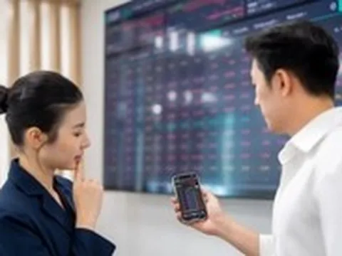 Cổ phiếu ngân hàng phối hợp cùng ‘họ Vingroup’ kéo VN-Index lên đỉnh mới