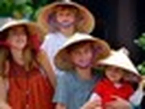 Không phải Bali hay Nhật Bản, Việt Nam bất ngờ được khách Tây gọi là "thiên đường" vì lý do rất đặc biệt