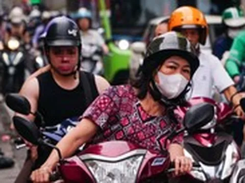 Hà Nội chưa cấm xe máy xăng cá nhân đi vào vùng phát thải thấp từ 1-7, chỉ hạn chế vào cuối tuần