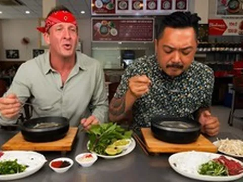 Tự tin gọi “bánh canh” bằng tiếng Việt, khách Tây nhận về món hoàn toàn khác nhưng vẫn khen ngon