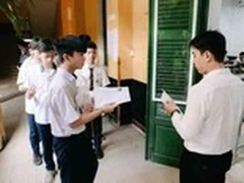 Căng thẳng thi lớp 10, gỡ từ đâu?