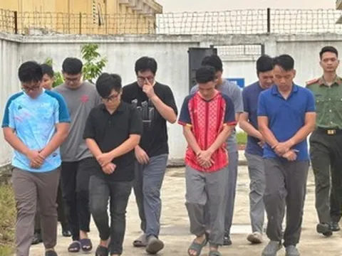 Đường dây tổ chức đánh bạc 'khủng' xuyên quốc gia, rửa tiền qua hơn 1.000 đại lý