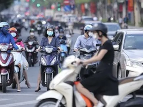 Hà Nội lùi thời hạn thông qua việc cấm xe máy xăng