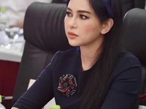 Những người mẹ quyền lực của giới siêu giàu Việt: Kinh doanh thành công, con cái cũng toàn gương mặt nổi tiếng