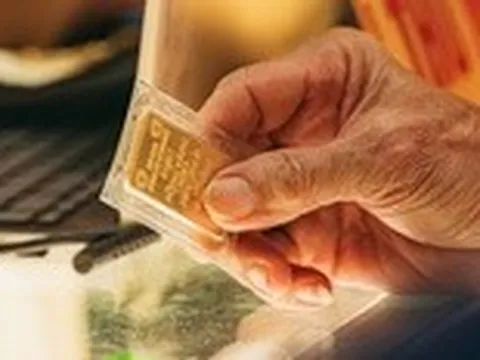 Giá vàng đi xuống ngay phiên đầu tuần