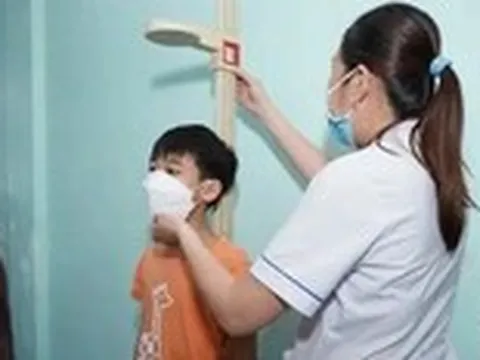 Chiều cao người Việt vẫn thuộc nhóm thấp nhất thế giới, làm sao để cải thiện?