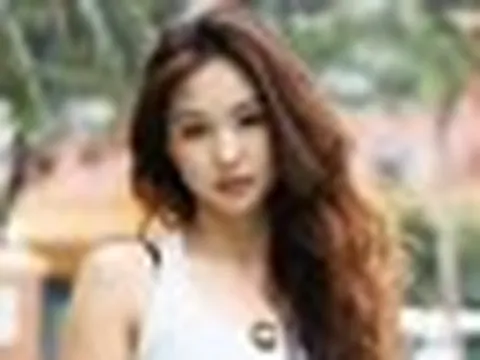 Con gái cựu Hoa khôi bóng chuyền Kim Huệ: Tuổi 18 cao gần 1m70, nhan sắc nổi bật như hoa hậu